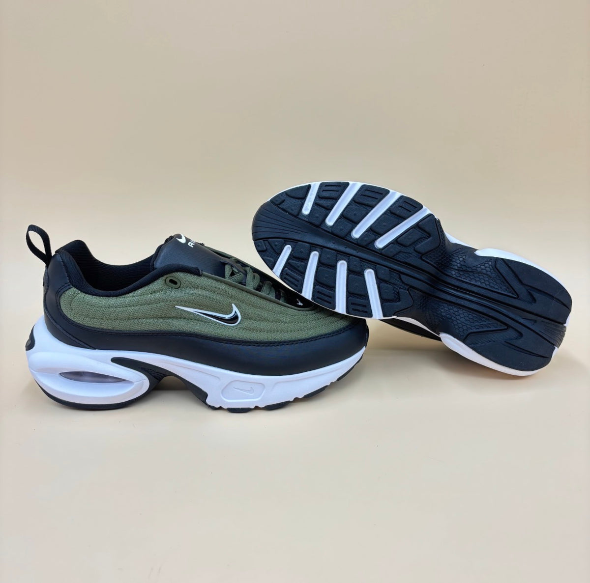Nike Air Max Portal Vert & Noir – Authentique | Confort Premium | Style Urbain